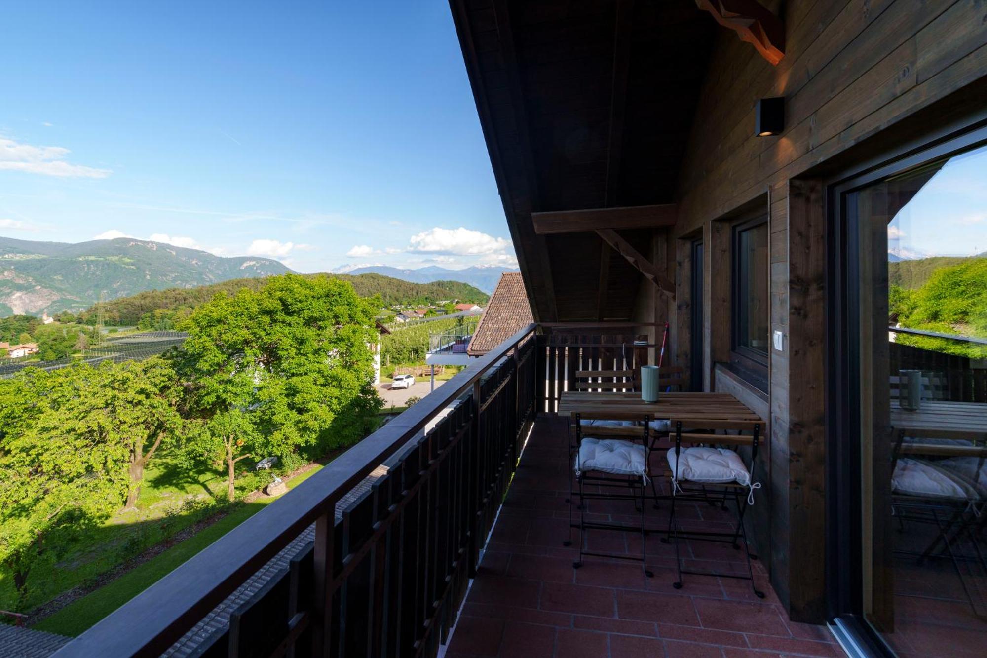 Mountain View Suites Tisens 外观 照片