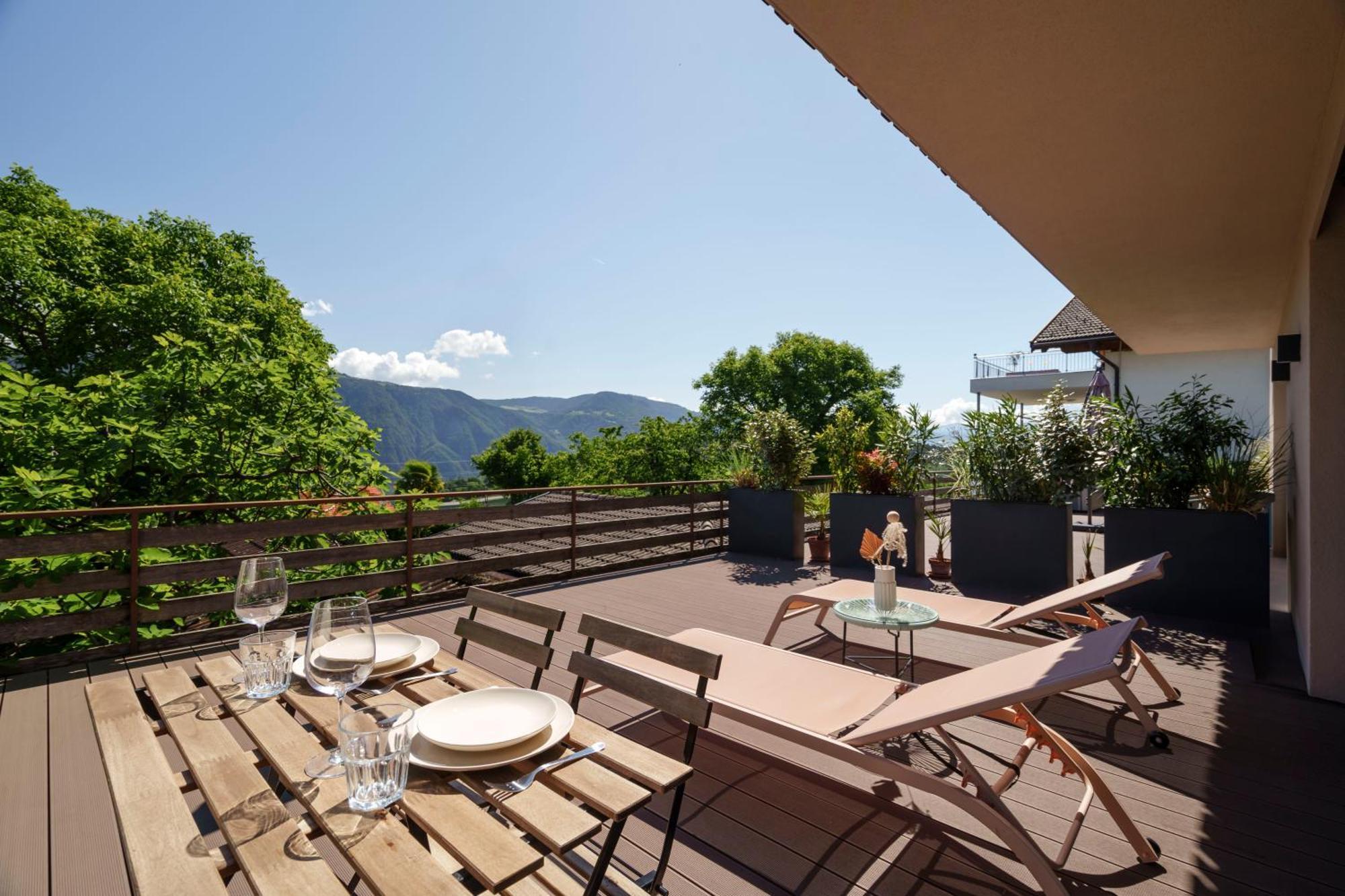 Mountain View Suites Tisens 外观 照片