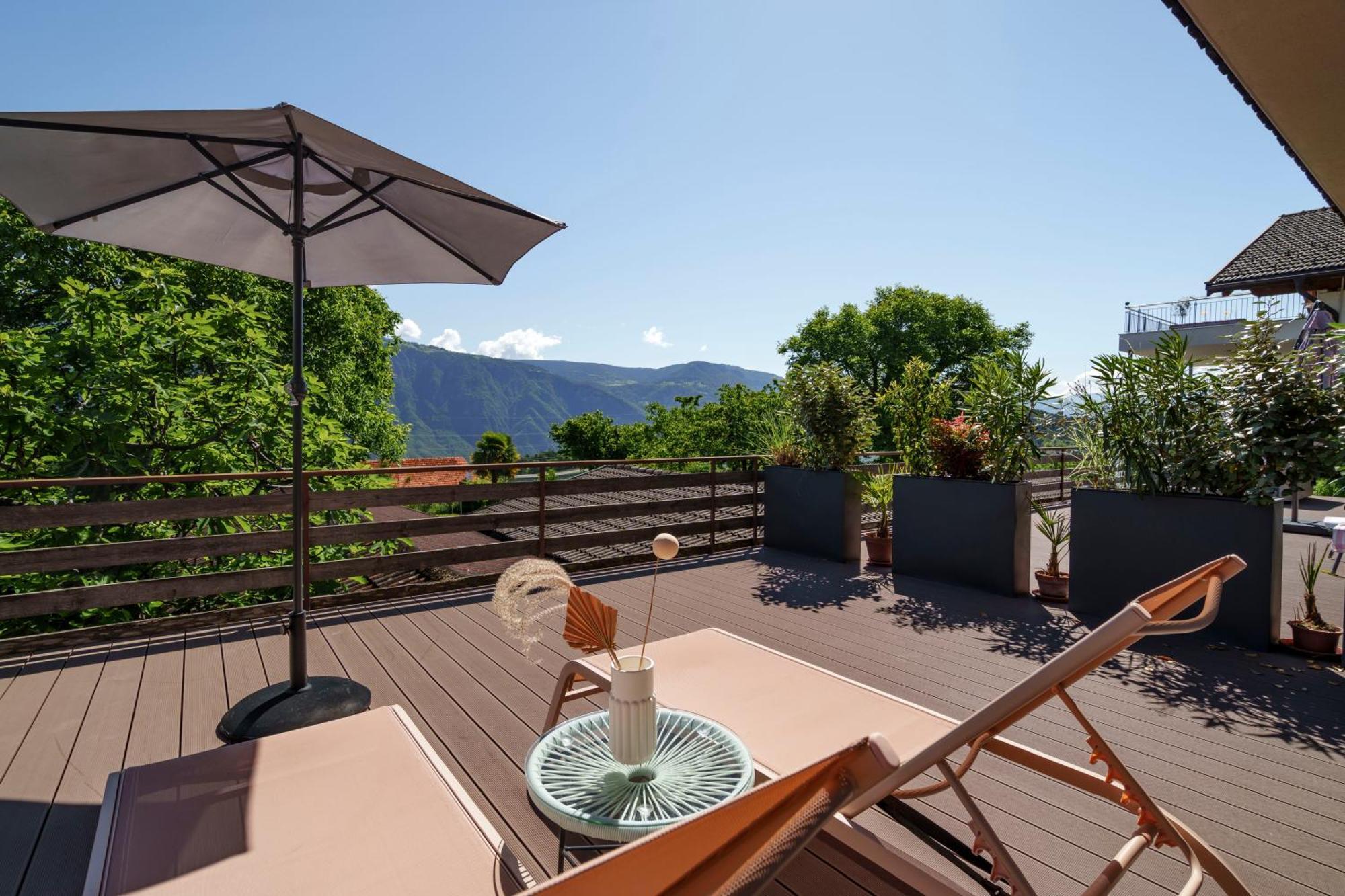 Mountain View Suites Tisens 外观 照片